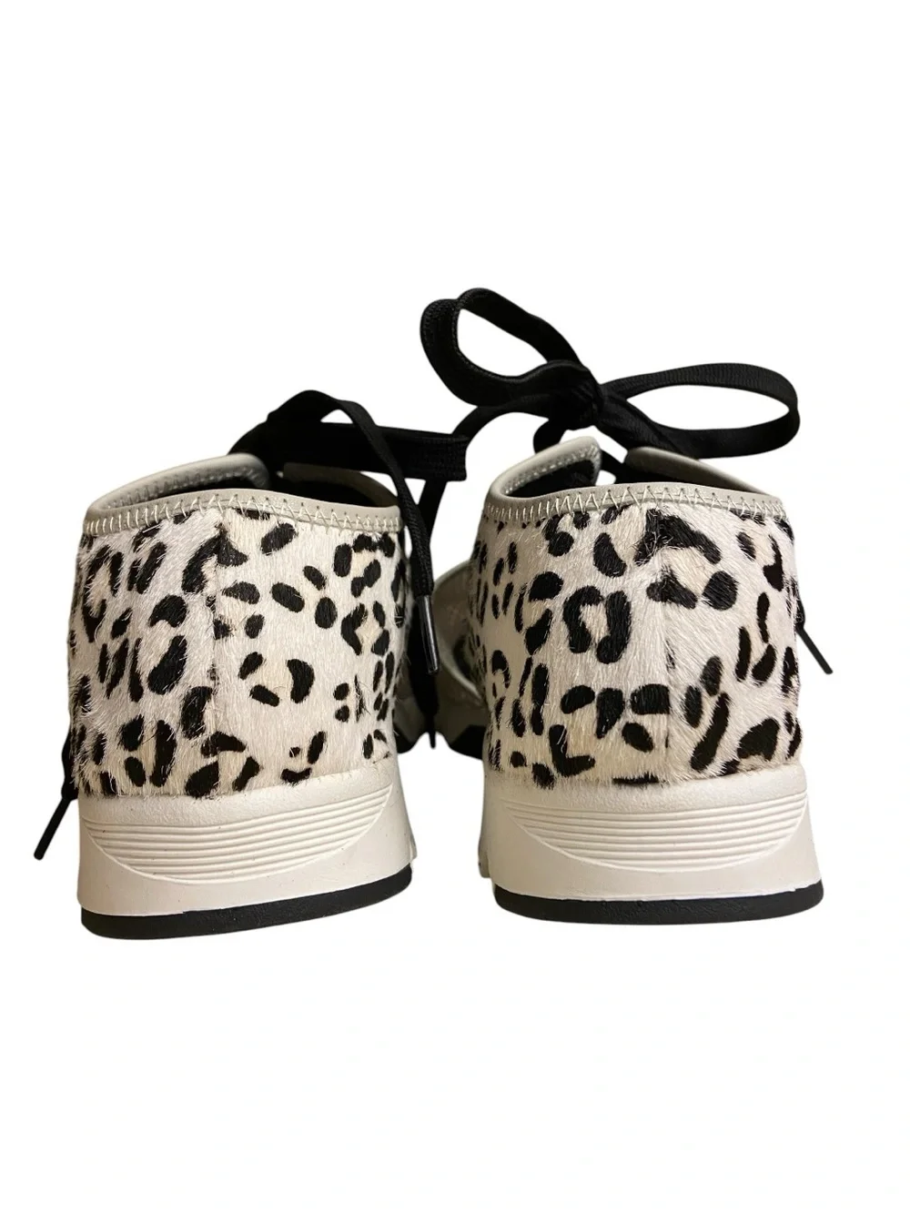 All black amazing mesh Leopard-Accent Breathable Knit Lace-Up Women’s Sneaker - Picture 4 of 4